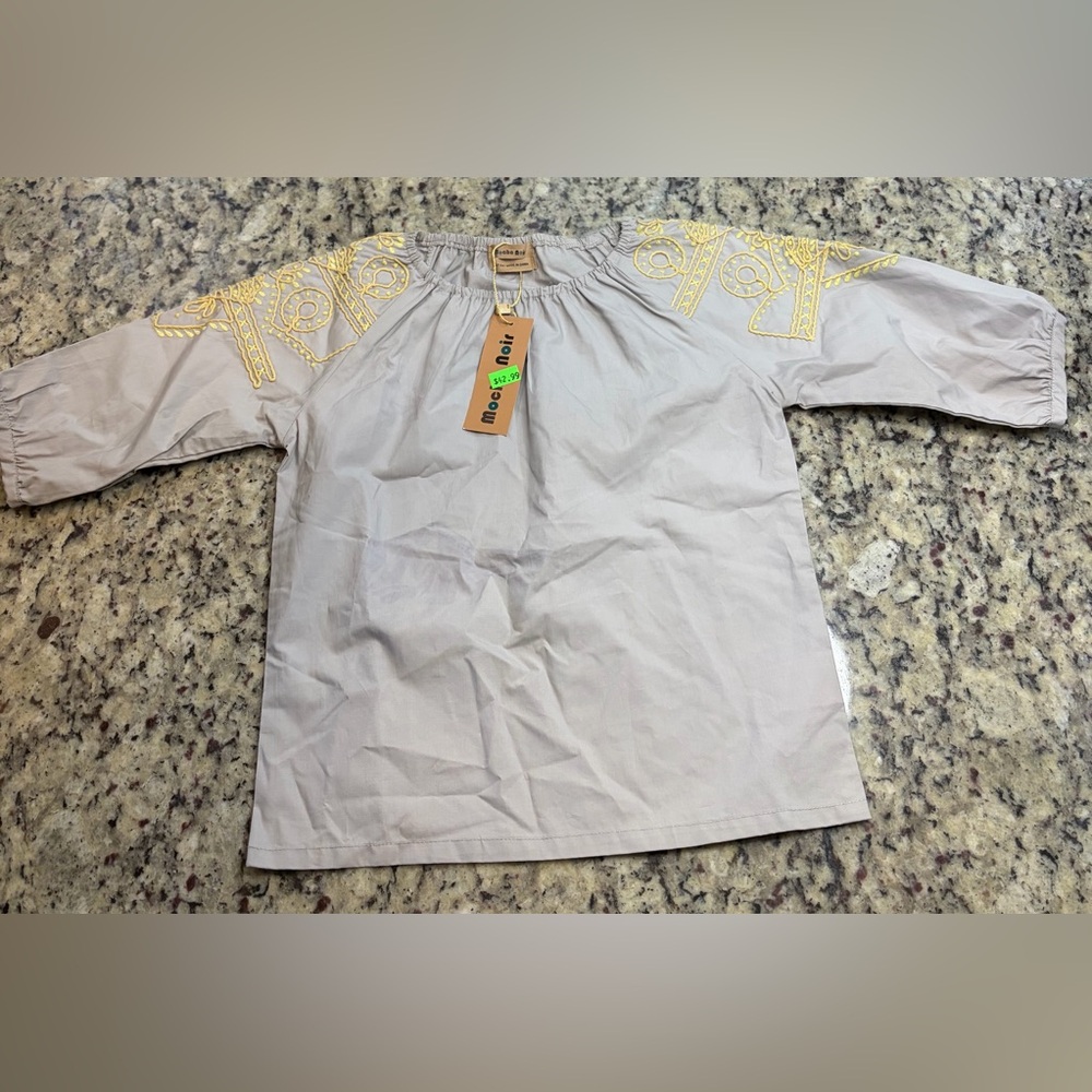 Charming Kids Blouse in Light Gray with Yellow Embroidery